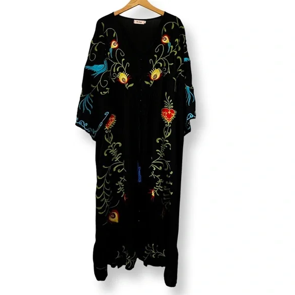 Maxi Floral Bohemian Embroidered Dress - Picture 2 of 4